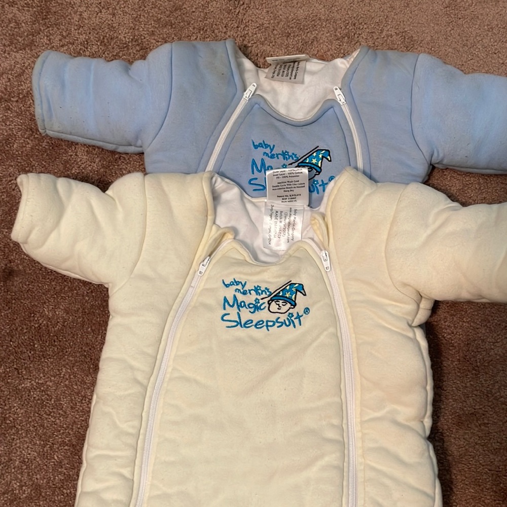 2 GUC Sz L (6-9M) (18-21 lbs) Magic Merlin sleep suits